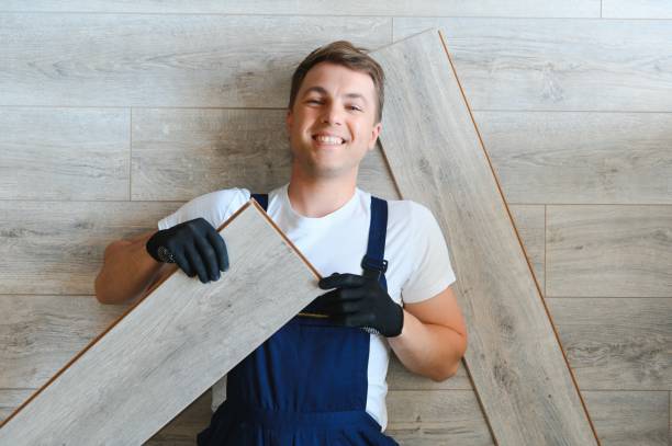 Oui, un parqueteur peut parfaitement rénover un vieux parquet. En effet, ce professionnel possède les compétences nécessaires.